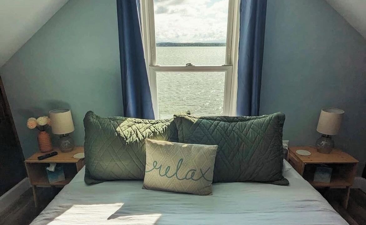 Photo of Bedroom in Seneca Falls