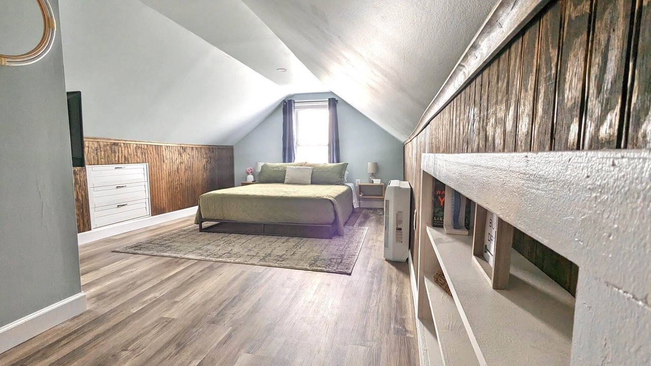 Photo of Bedroom in Seneca Falls