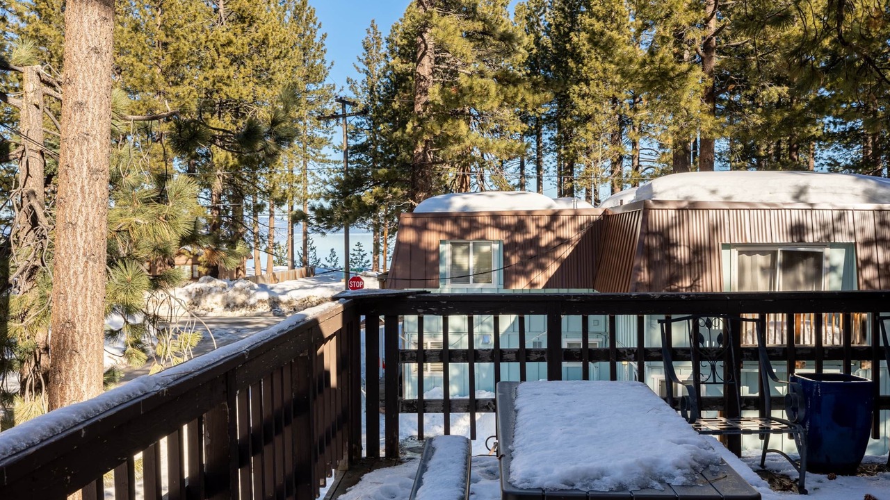 Photo of Outdoor in Al Tahoe