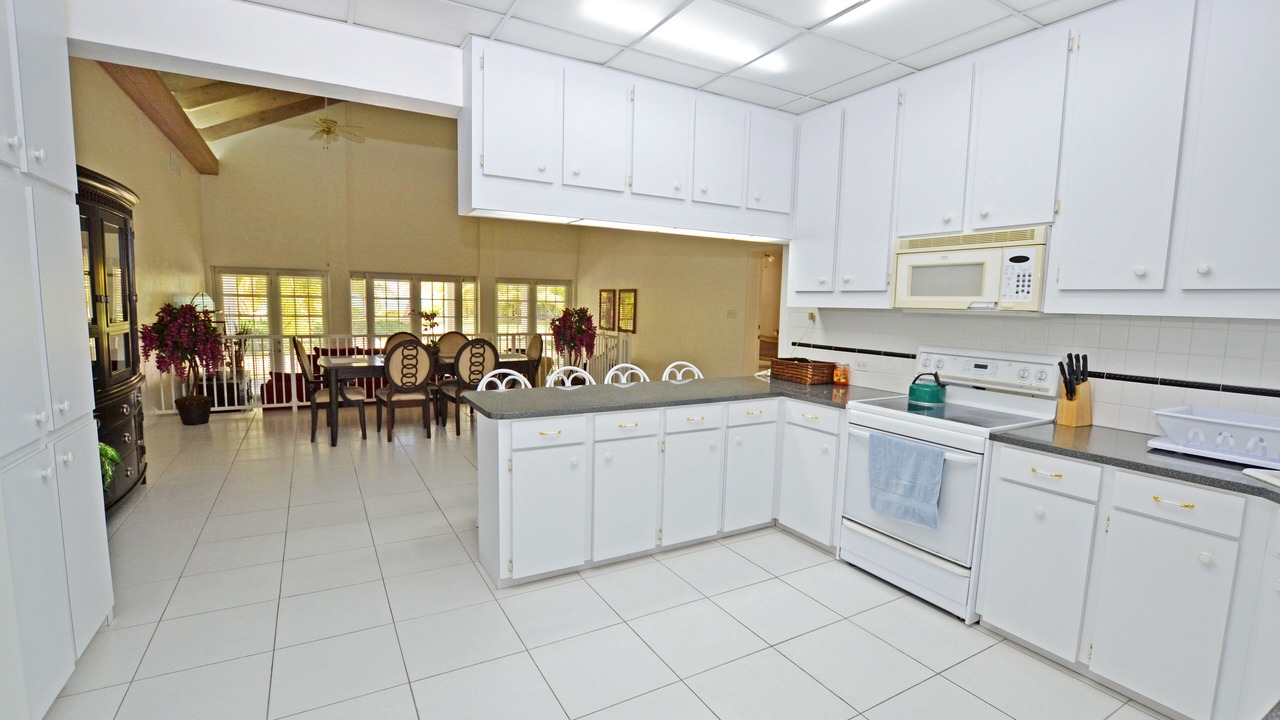 Photo of Kitchen in Spanish Wells