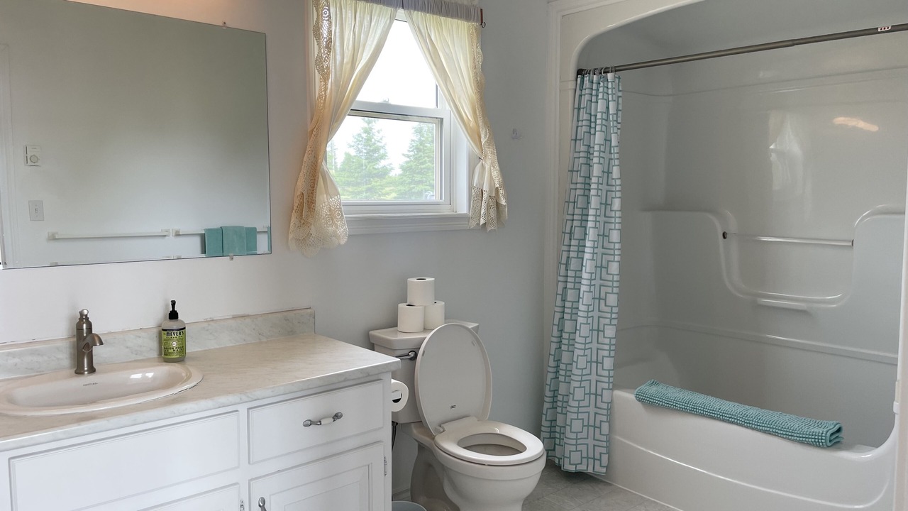 Photo of Bathroom in Cymbria