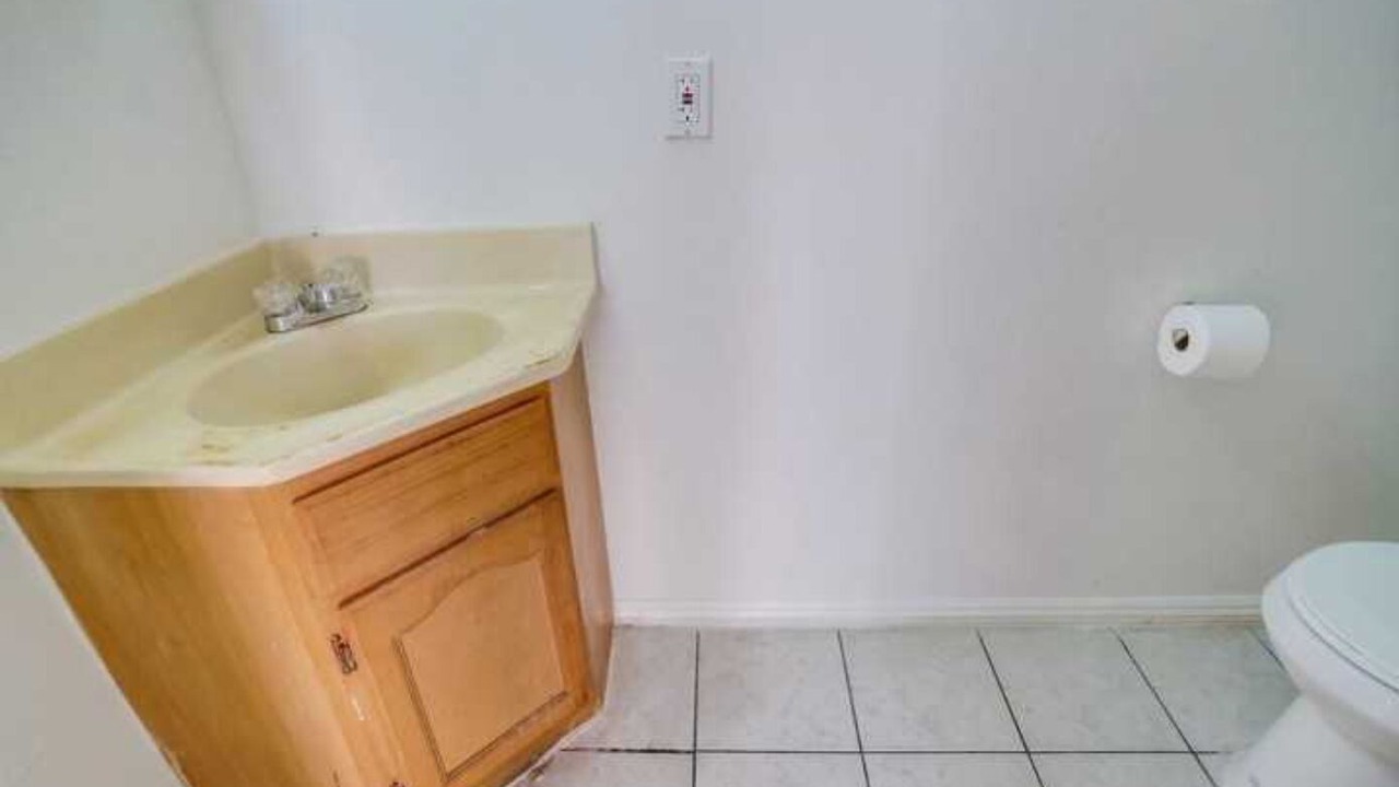 Photo of Bathroom in Harbor Gateway North
