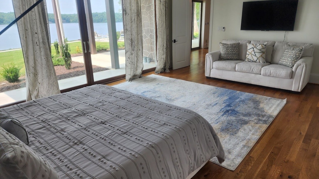 Photo of Bedroom in Wise