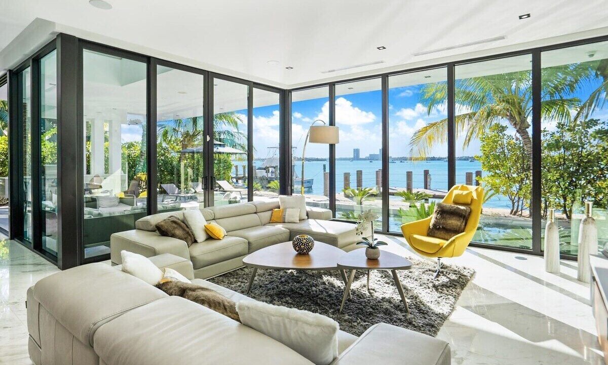 Photo of Bedroom in North Bay Village