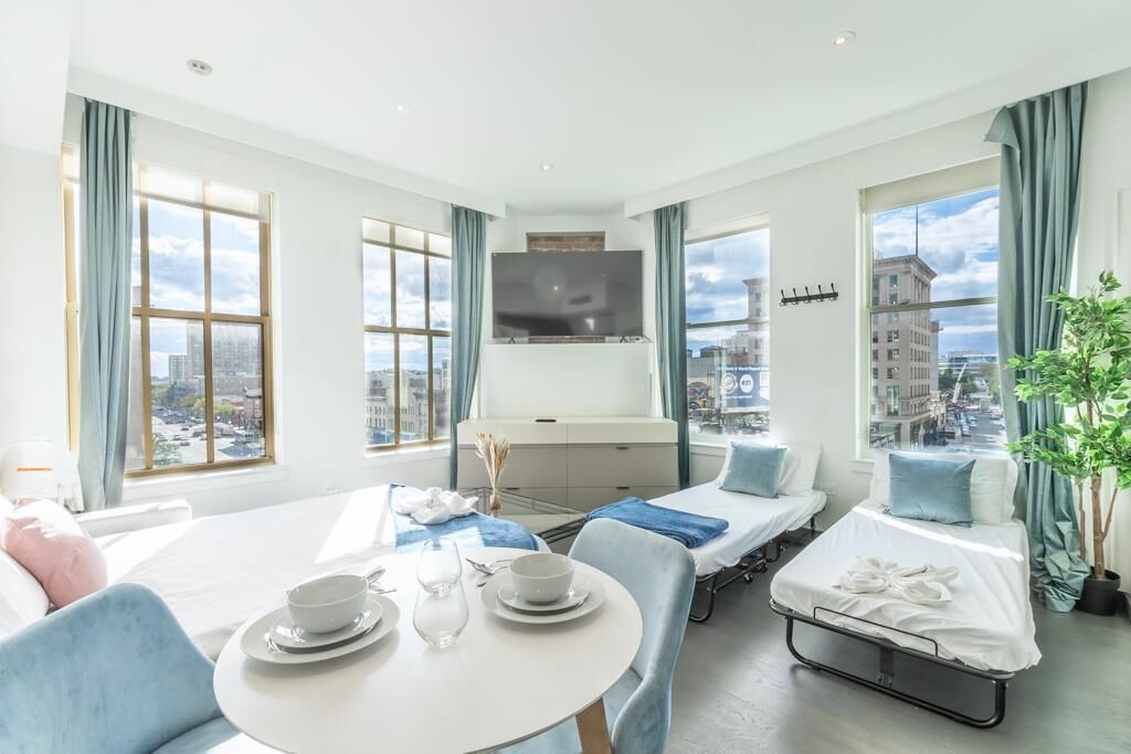 Photo of Bedroom in Downtown Newark