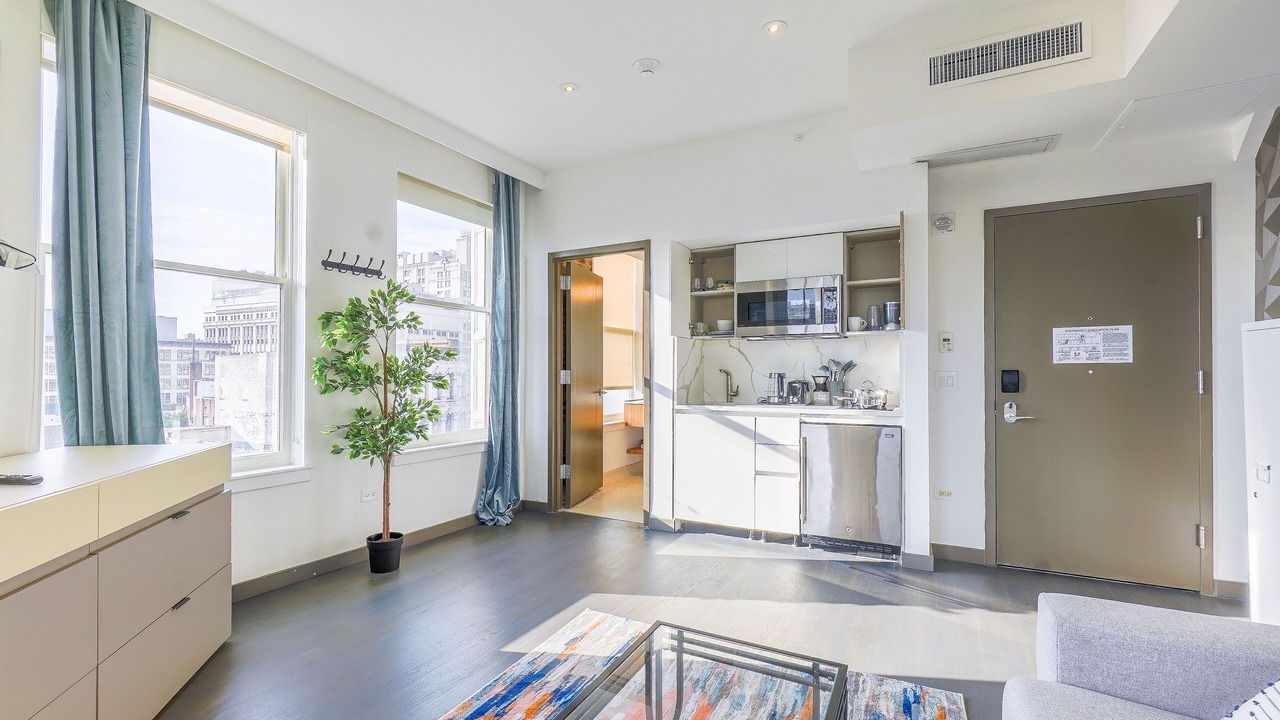 Photo of Livingroom in Downtown Newark
