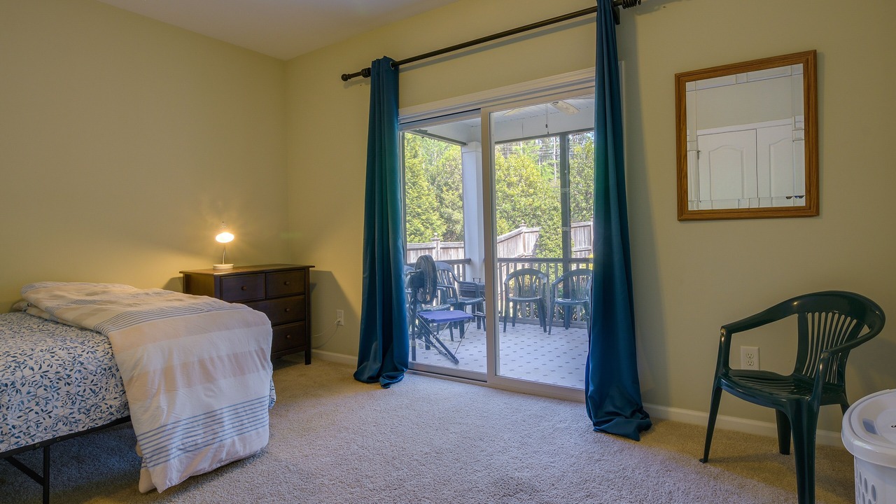 Photo of Bedroom in Apex