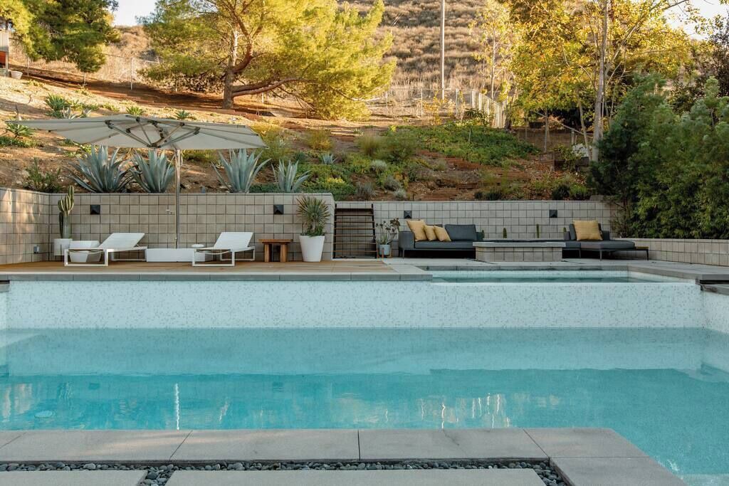 Photo of Others in Thousand Oaks