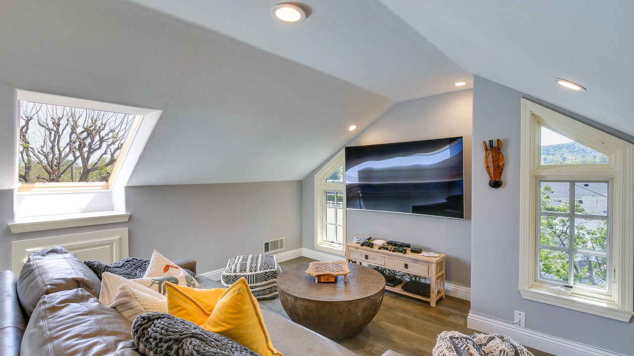 Photo of Livingroom in Orange