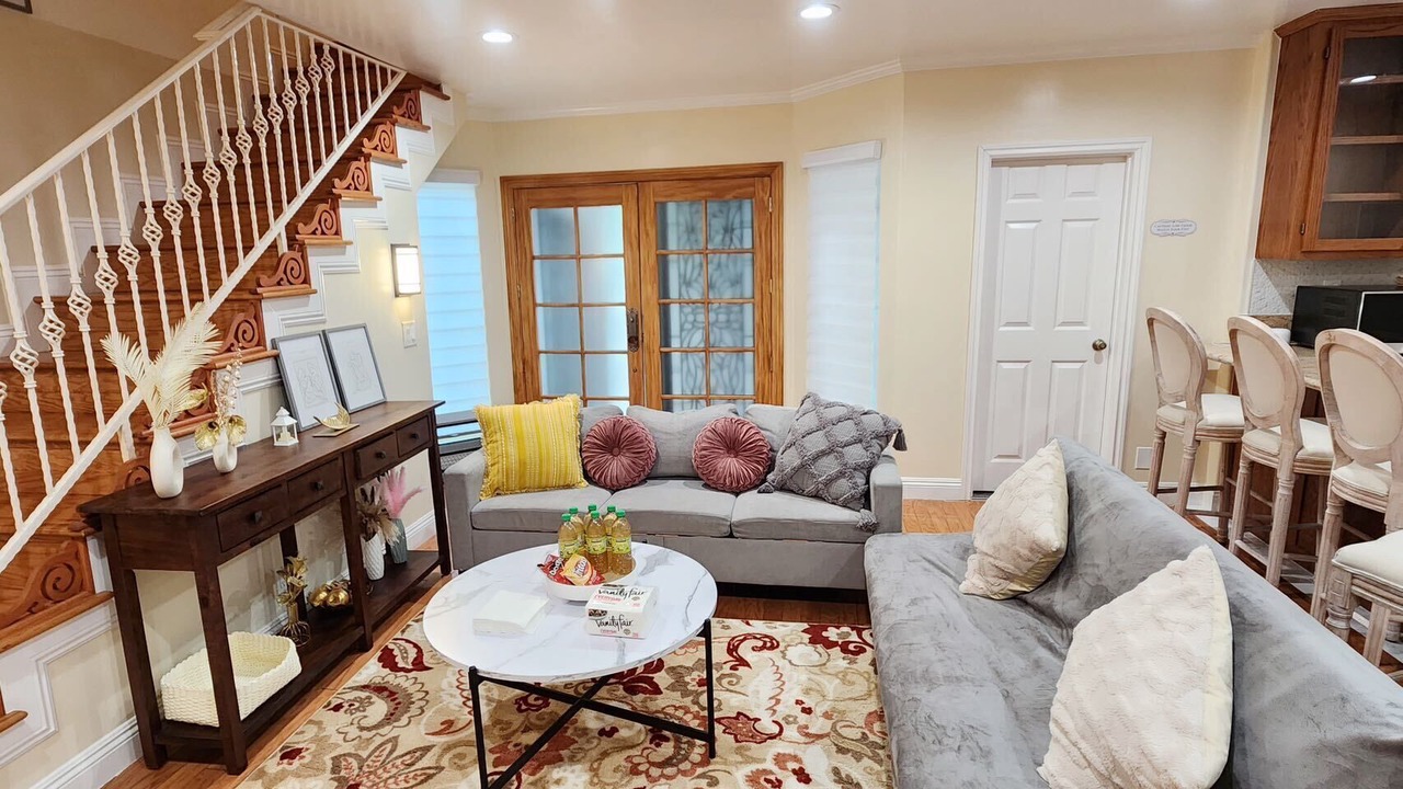 Photo of Livingroom in Monterey Park