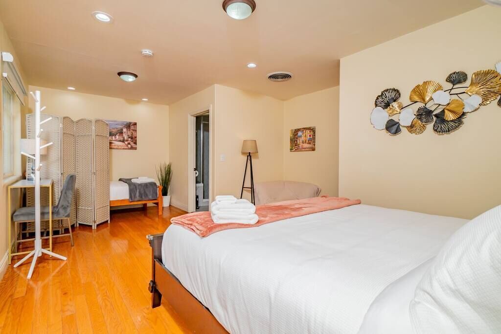 Photo of Bedroom in Monterey Park