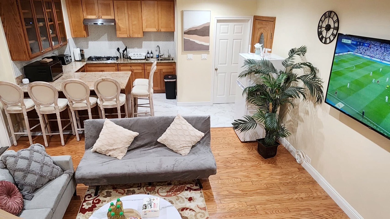 Photo of Livingroom in Monterey Park