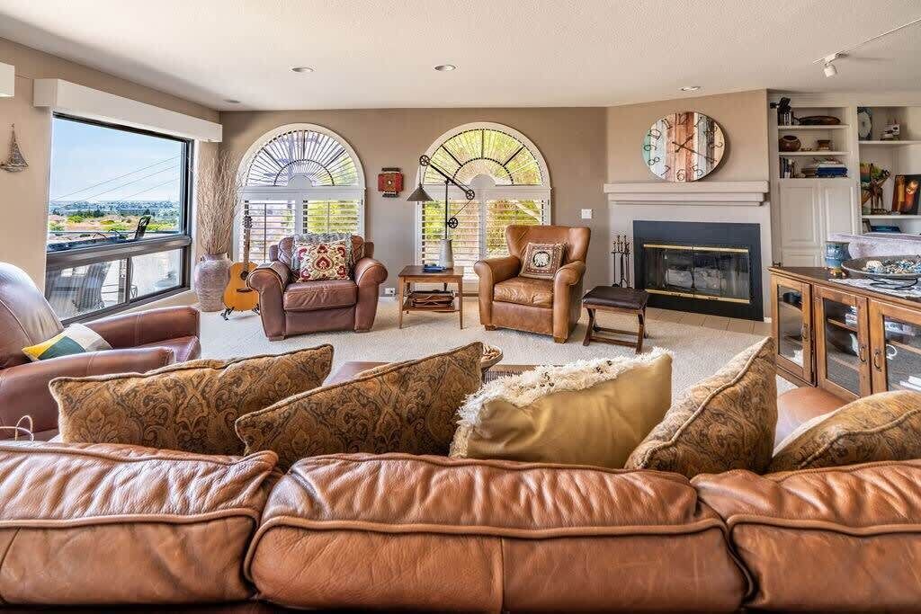 Photo of Livingroom in Roseville - Fleet Ridge