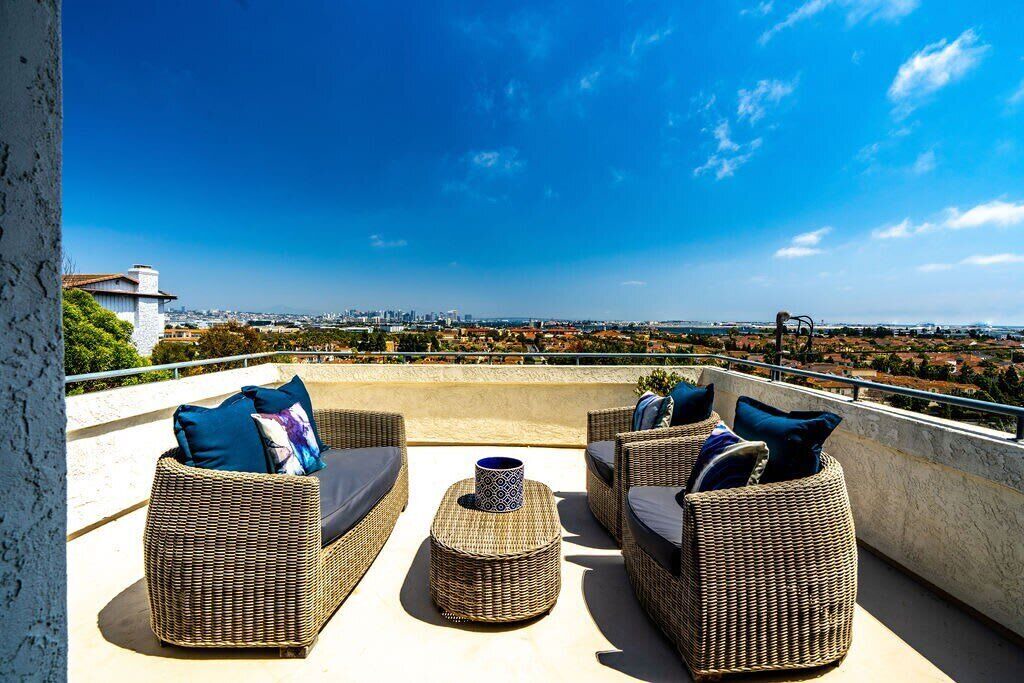 Photo of Patio Balcony in Roseville - Fleet Ridge