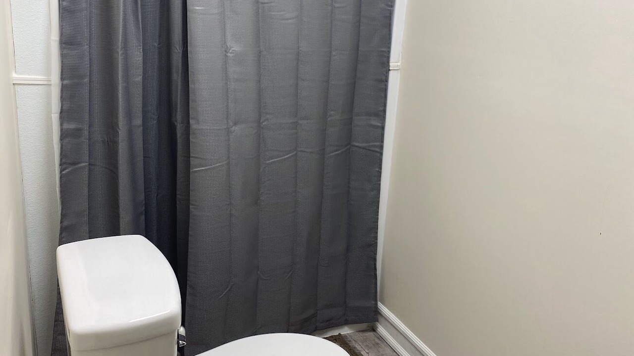 Photo of Bathroom in Niagara Falls