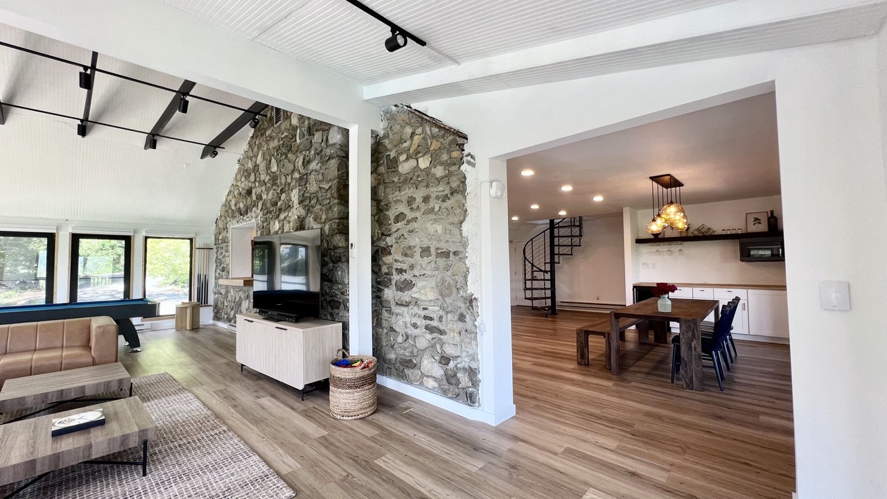 Photo of Livingroom in Greenwood Lake