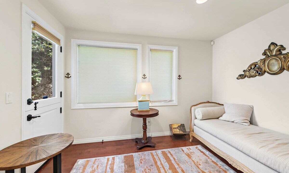 Photo of Bedroom in Corona del Mar