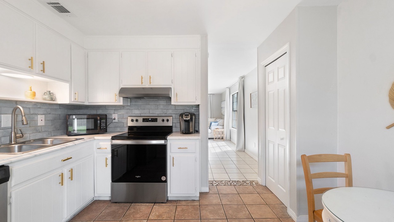 Photo of Kitchen in Gulf Breeze