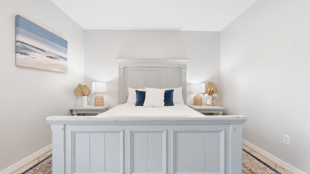 Photo of Bedroom in Gulf Breeze