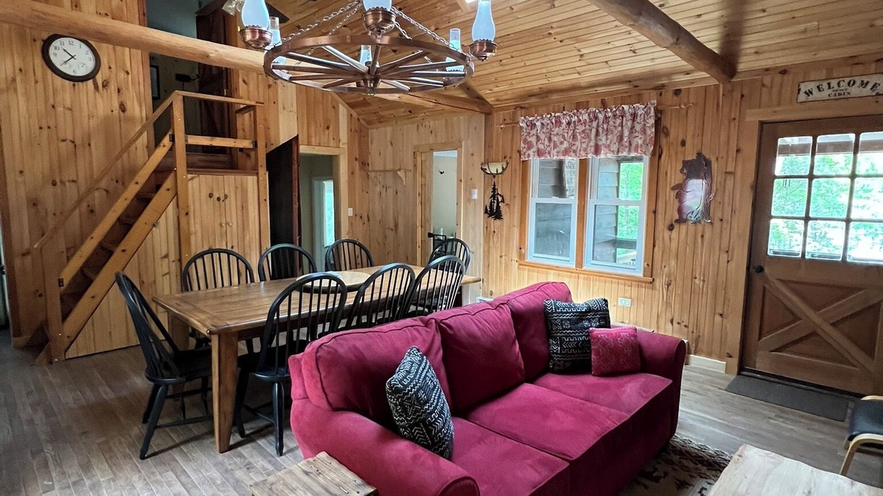 Photo of Livingroom in Wallenpaupauk Lake Estates