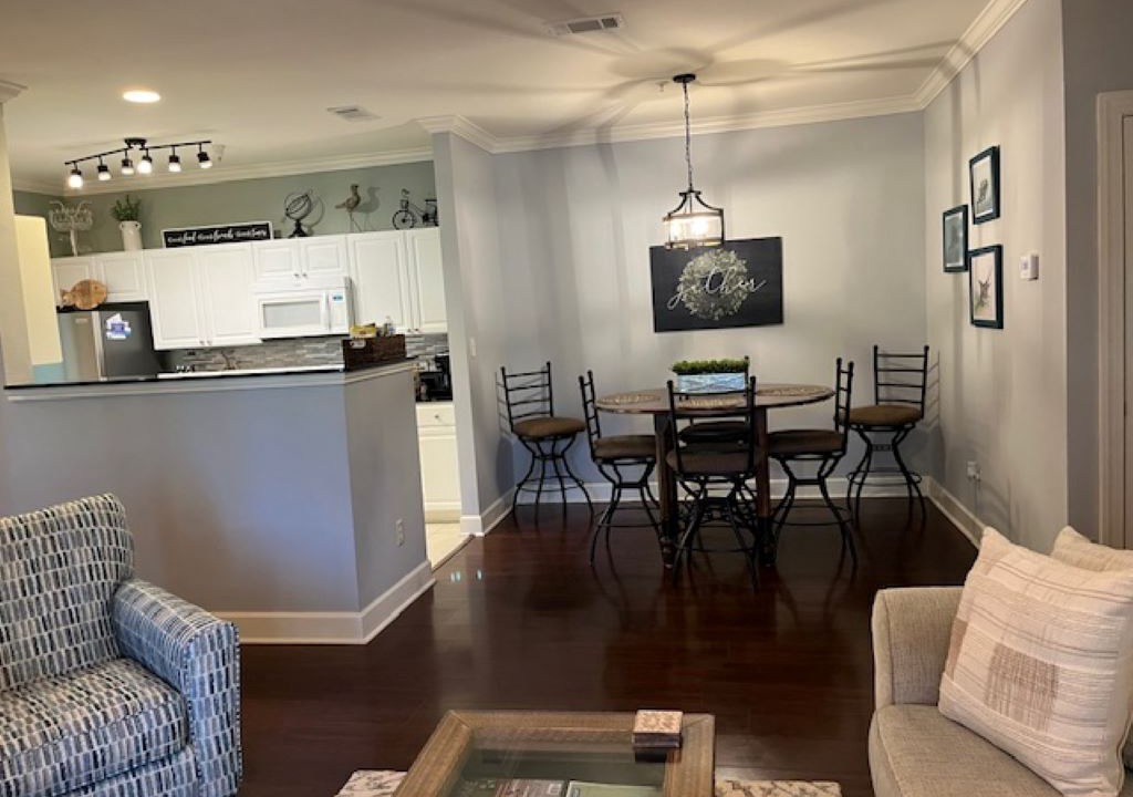 Photo of Livingroom in Foley