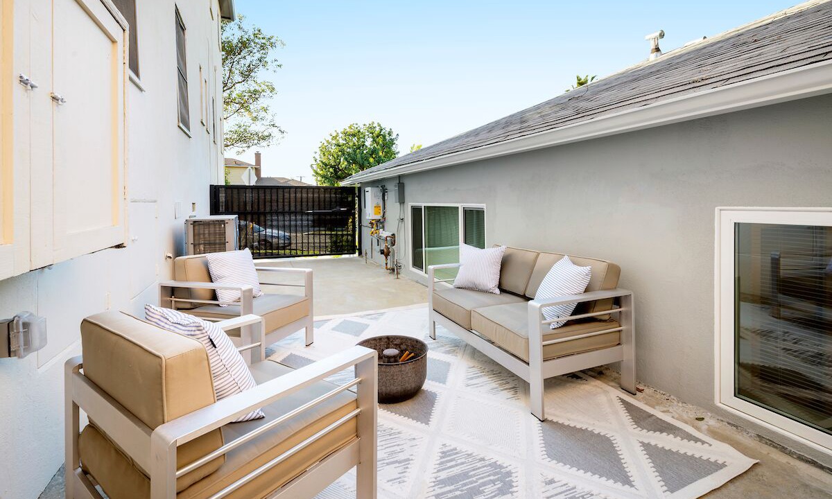 Photo of Patio Balcony in Miracle Mile