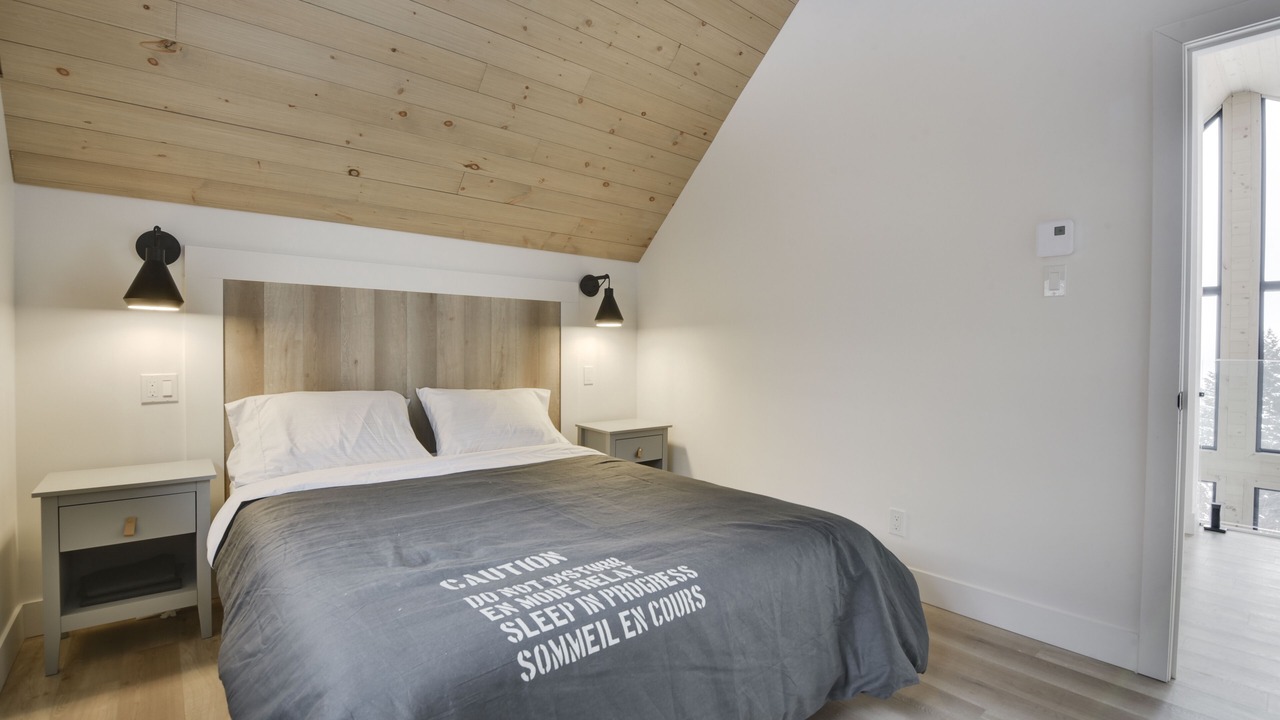 Photo of Bedroom in Saint Urbain