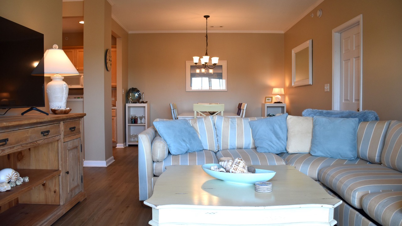 Photo of Livingroom in Villages of Five Points