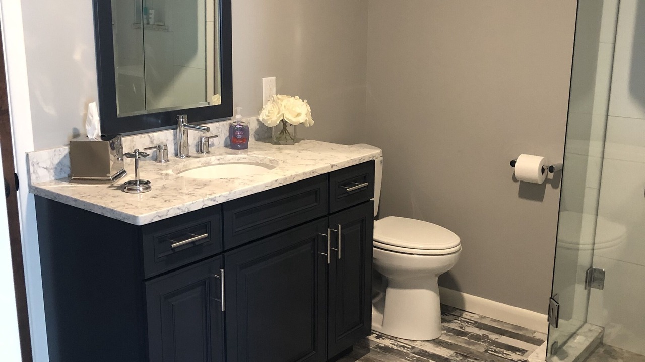 Photo of Bathroom in Town of Benton