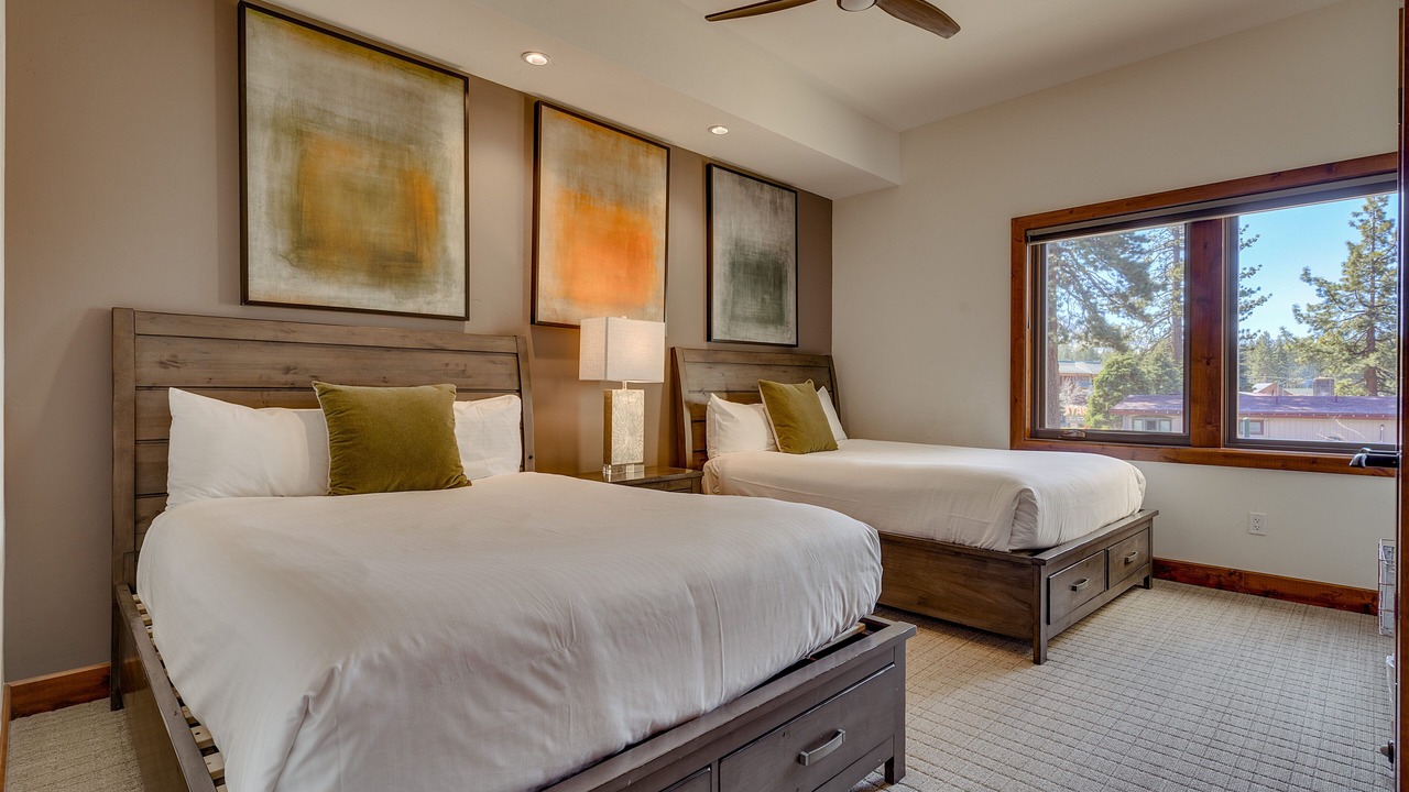 Photo of Bedroom in Lakeside Park