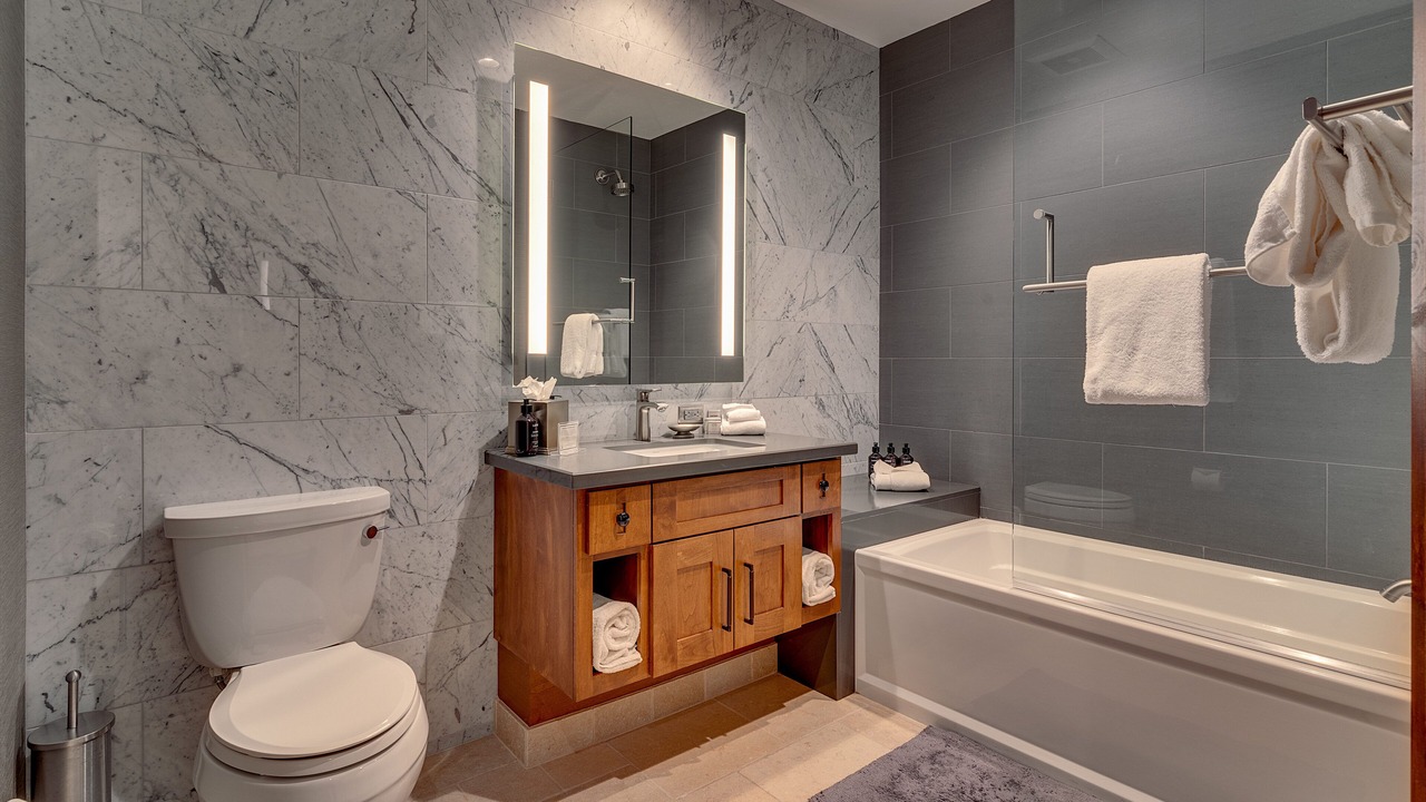 Photo of Bathroom in Lakeside Park