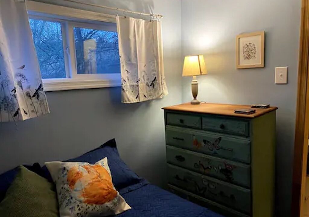 Photo of Bedroom in Court House