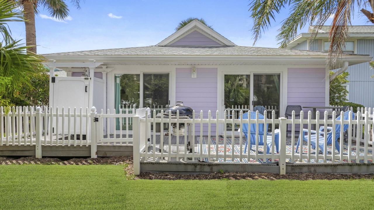 Photo of Outdoor in Surfcrest Village