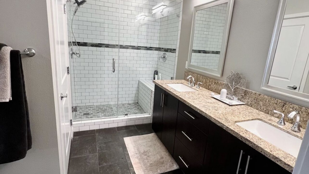 Photo of Bathroom in Airport Area
