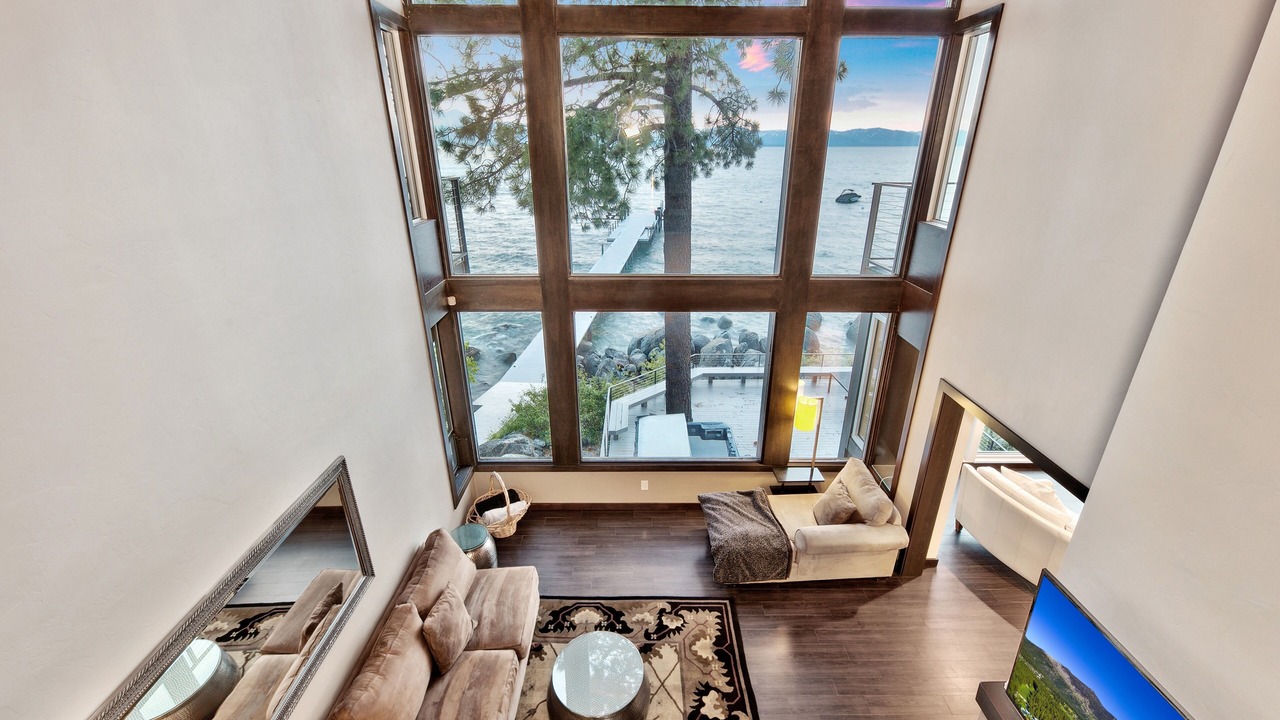 Photo of Livingroom in Skyland