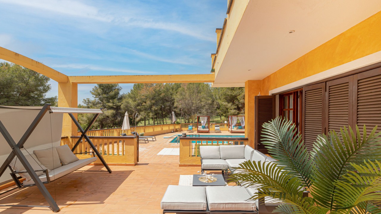 Photo of Patio Balcony in Vilanova I la Geltru