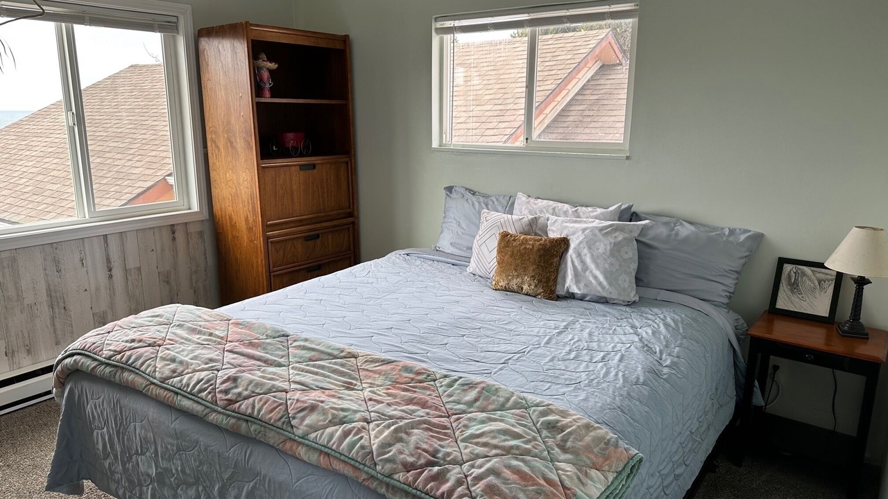 Photo of Bedroom in Crescent City North