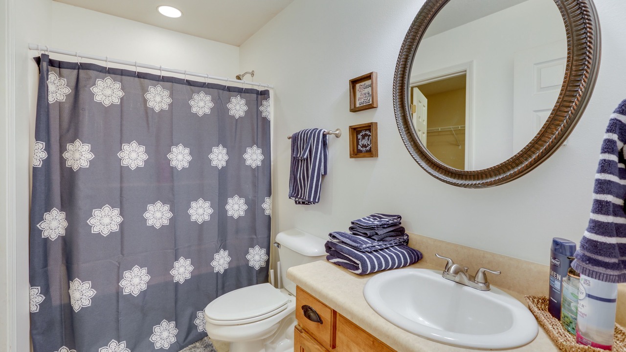Photo of Bathroom in Abbeville