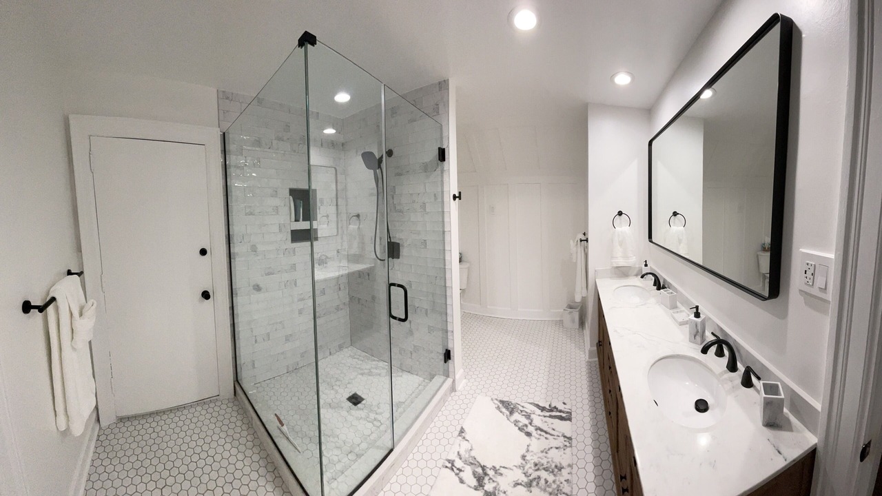 Photo of Bathroom in Hannon Park