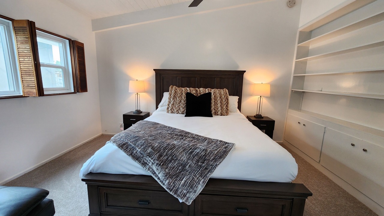 Photo of Bedroom in Santa Ana Heights