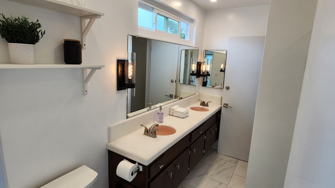 Photo of Bathroom in Santa Ana Heights