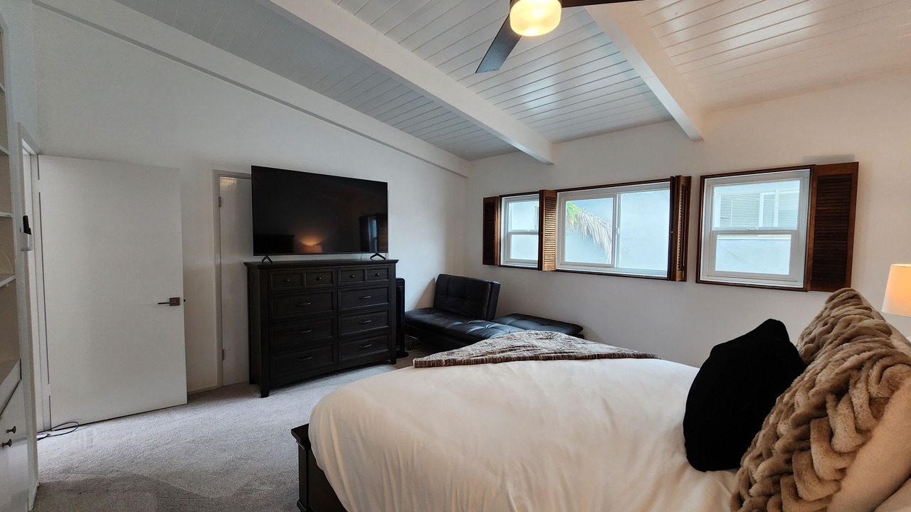 Photo of Bedroom in Santa Ana Heights
