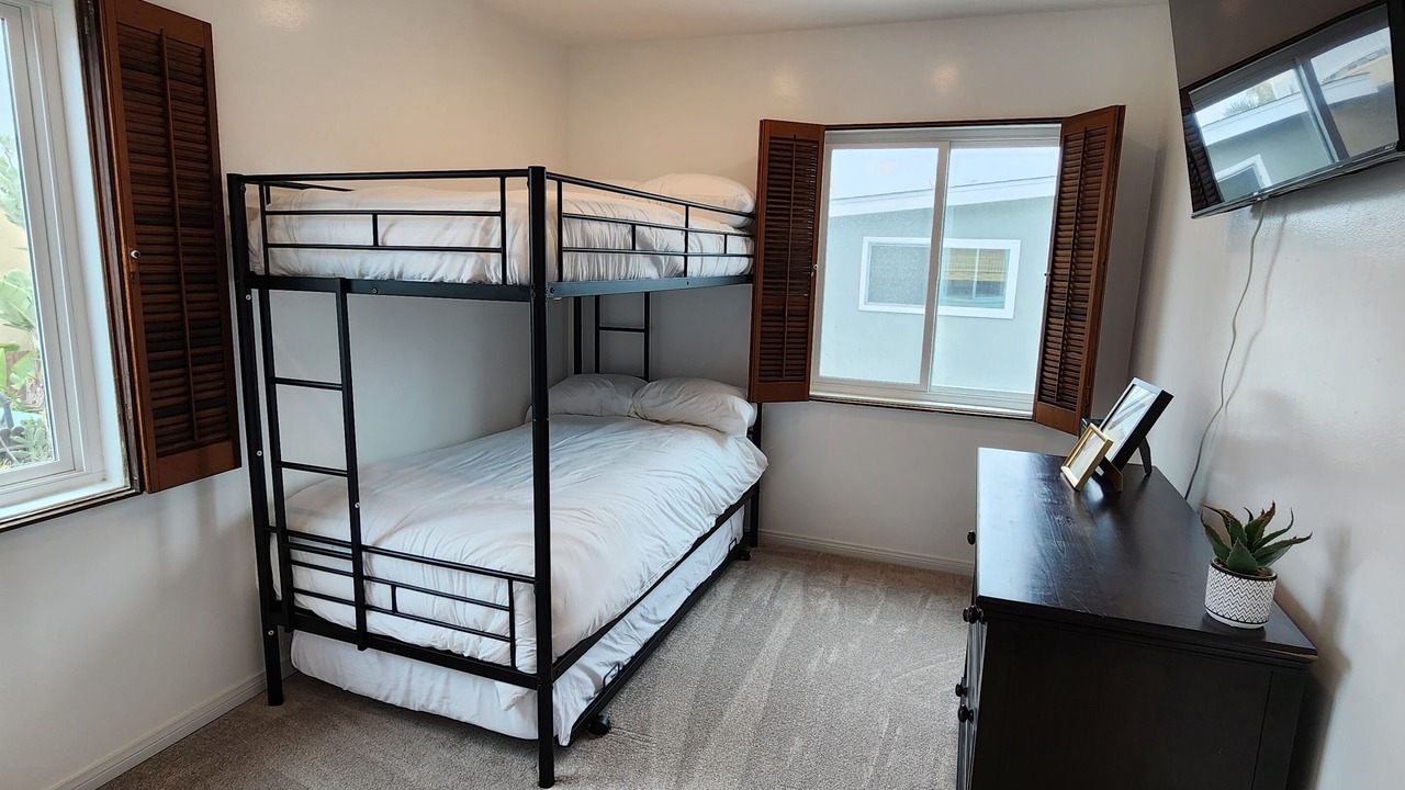 Photo of Bedroom in Santa Ana Heights