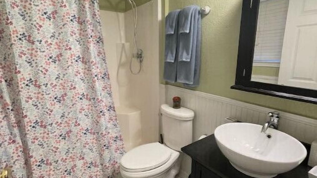 Photo of Bathroom in Southeast Pensacola