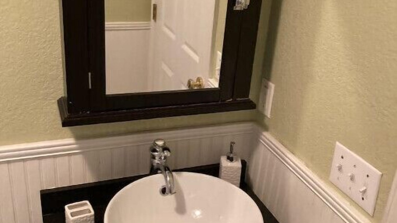 Photo of Bathroom in Southeast Pensacola