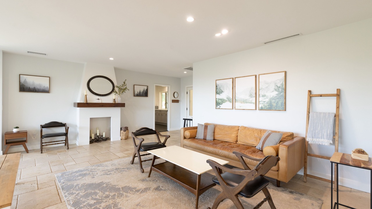 Photo of Livingroom in Monrovia