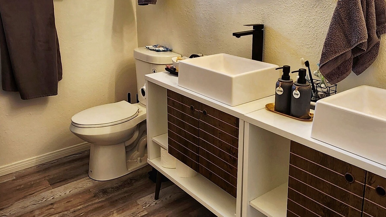 Photo of Bathroom in Arrowbear Lake