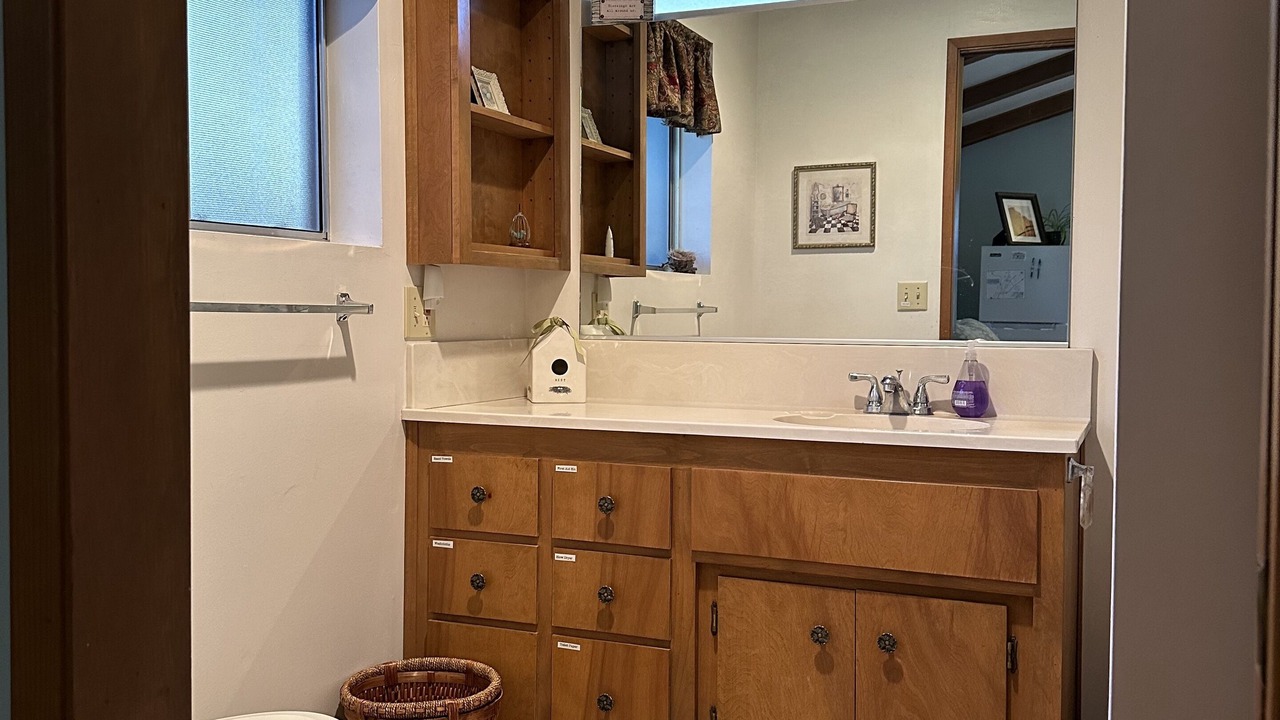 Photo of Bathroom in Mariposa