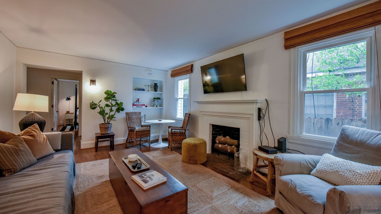 Photo of Livingroom in Tuscaloosa