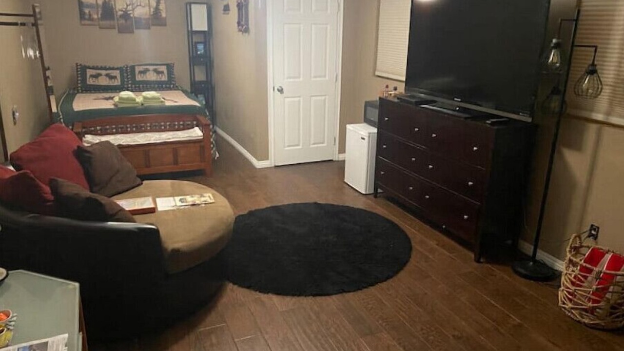 Photo of Bedroom in Twin Peaks